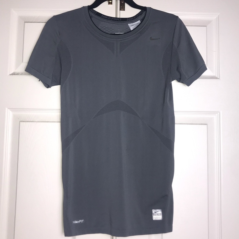 Nike Pro Tight XL Work Out Top